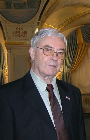 К 85-ЛЕТИЮ СО ДНЯ РОЖДЕНИЯ ПРОФЕССОРА ВИКТОРА НИКОЛАЕВИЧА ЗВЯГИНА 